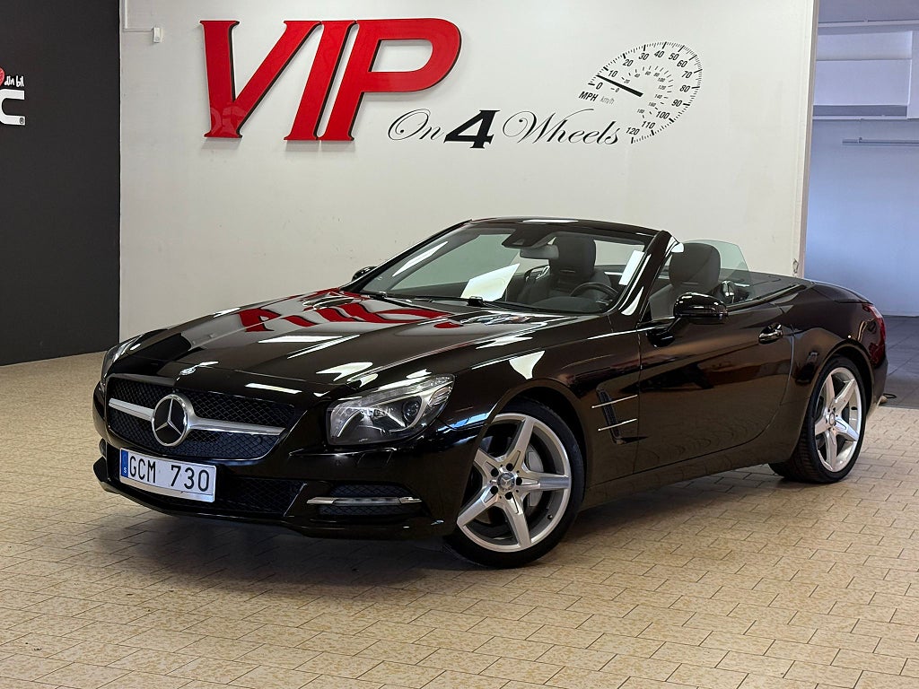 Mercedes-Benz SL 350 (306HK) Roadster Magic-Sky H-kardon Navi  Sv-Såld 