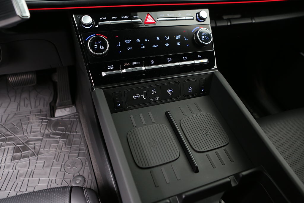 Hyundai Santa Fe PHEV AWD Calligraphy Line 7-sitsig 2025