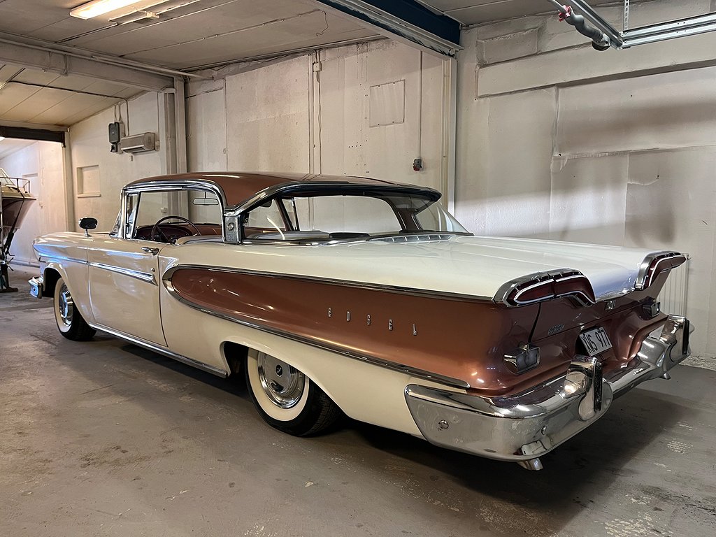 Edsel Corsair Hardtop AVBET - BYTE