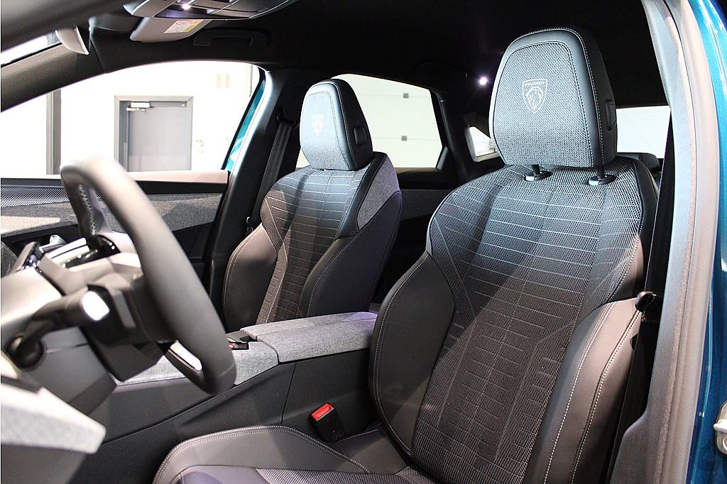 Bild på Peugeot 3008 Hybrid GT Aut - DEMO