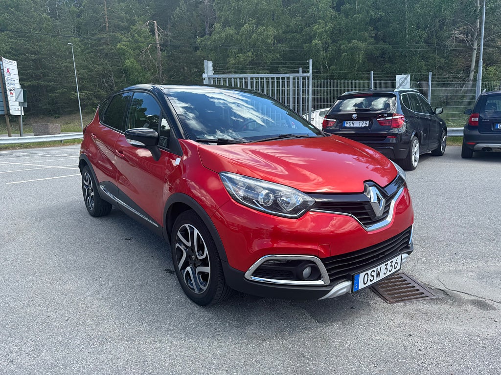 Renault Captur 0.9 TCe 90hk Endast 7000mil Helly Hansen Navi Välvårdad