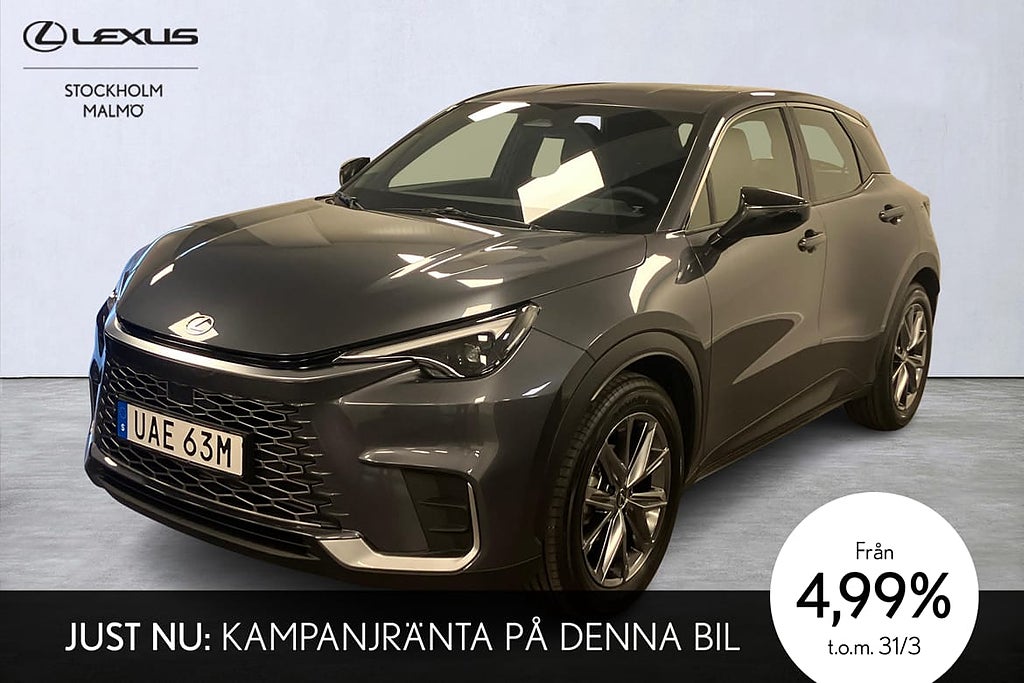 Lexus LBX ELEGANT TECH FWD Backkamera Skinn Navigation DEMO