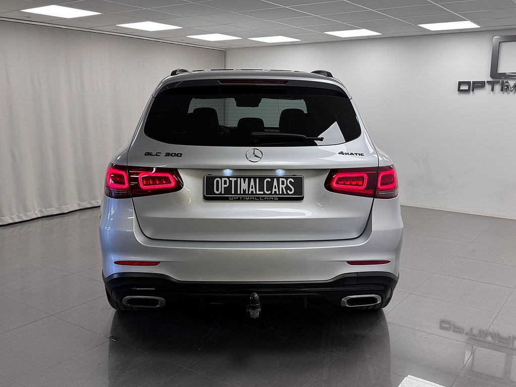 Mercedes-Benz GLC 2020 - miniatyr 16