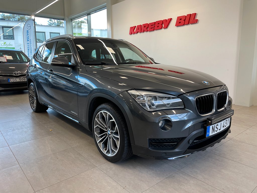 BMW X1 xDrive20d Steptronic | 1 ägare | Panorama | Drag