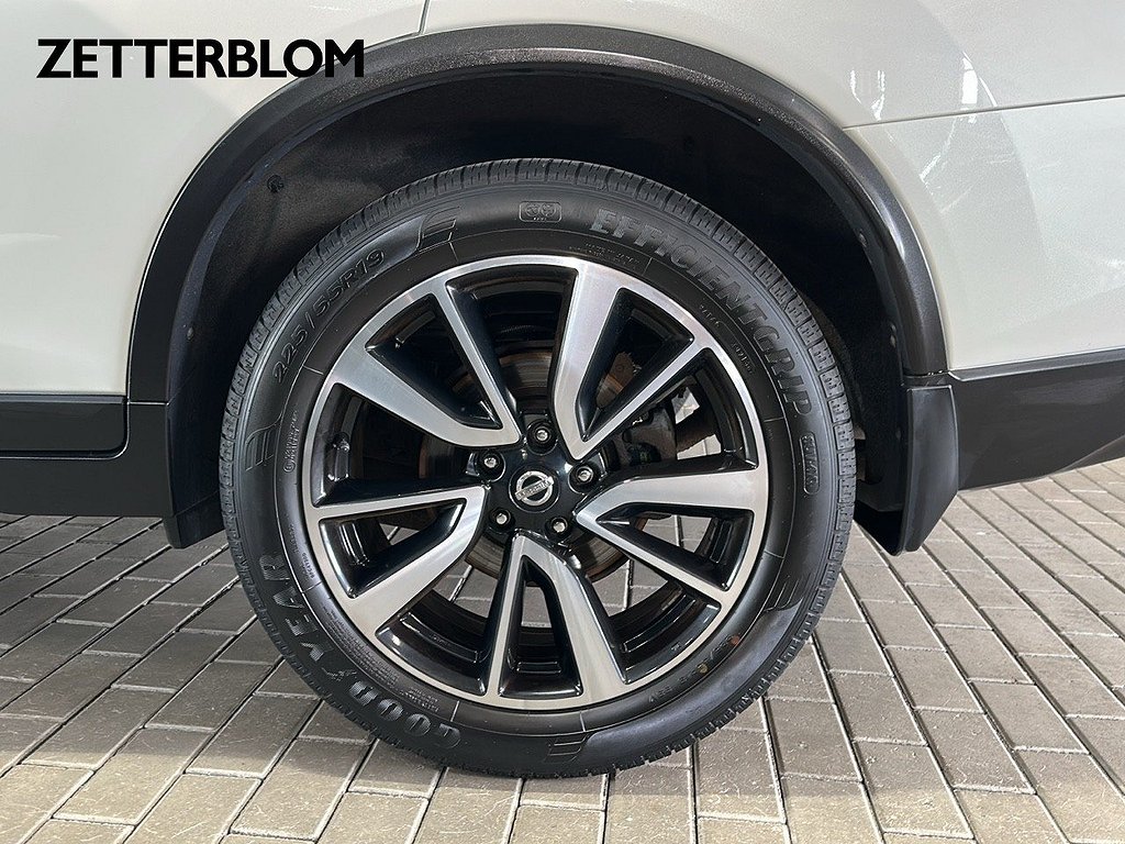 SUV Nissan X-Trail 13 av 18