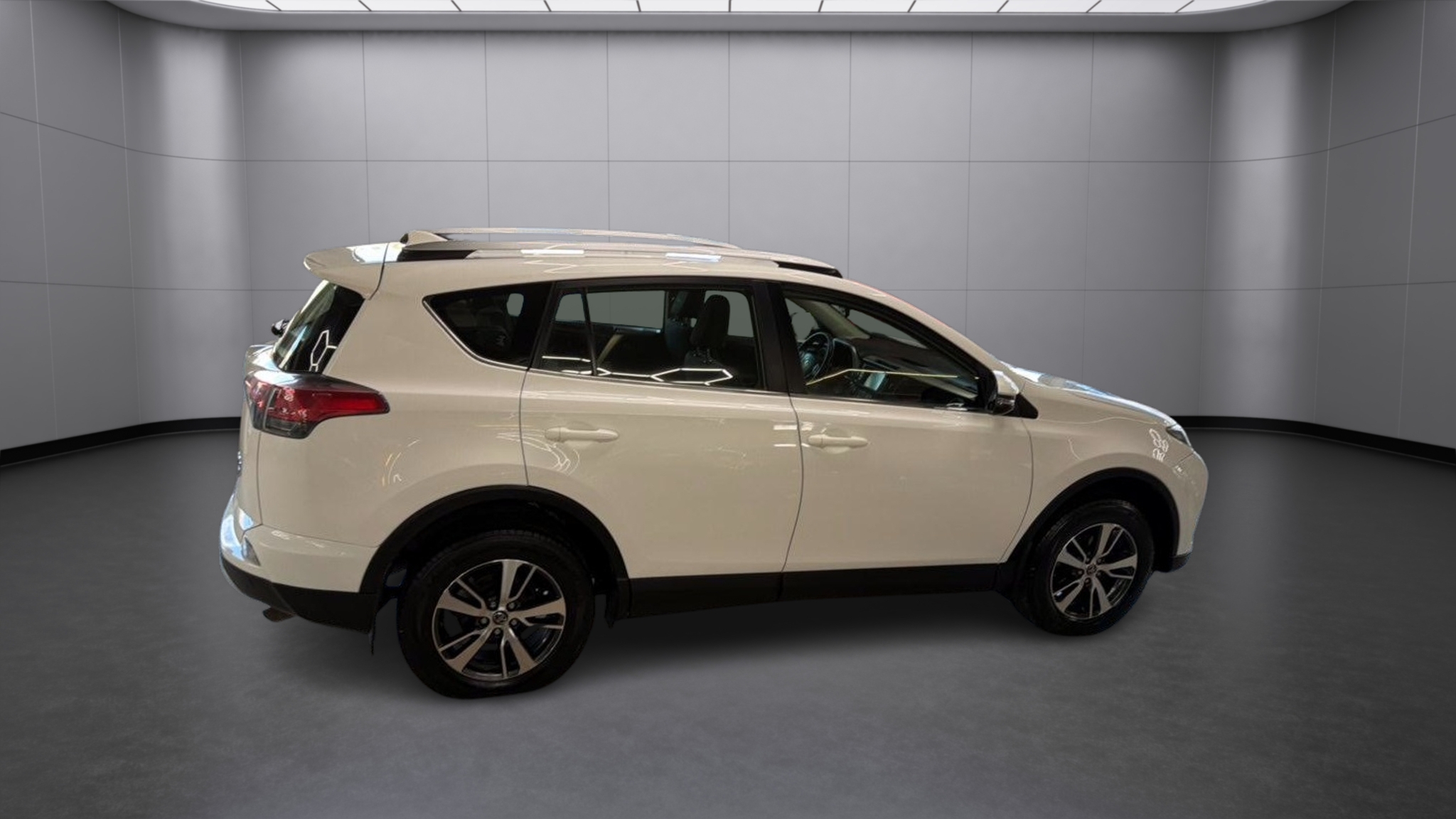 Toyota RAV4 2016, kuva 4/47