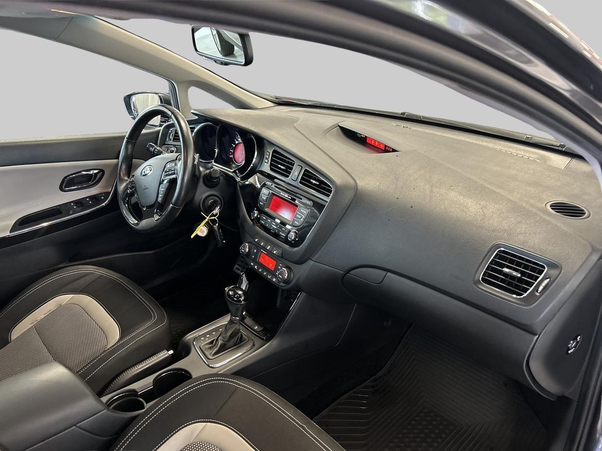 Kia Ceed 2014, bild 7/46