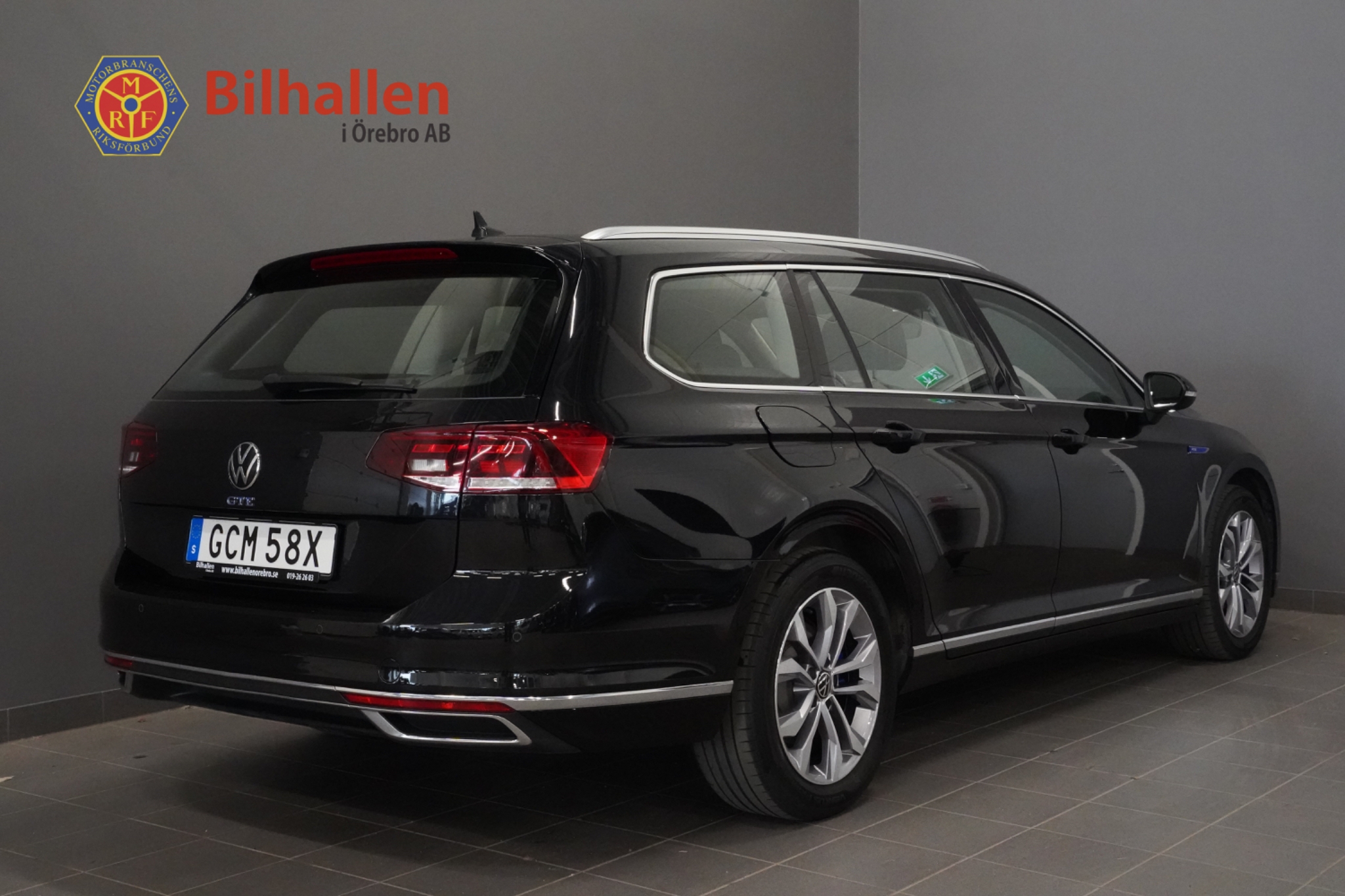 Volkswagen Passat 2021, bild 2/10