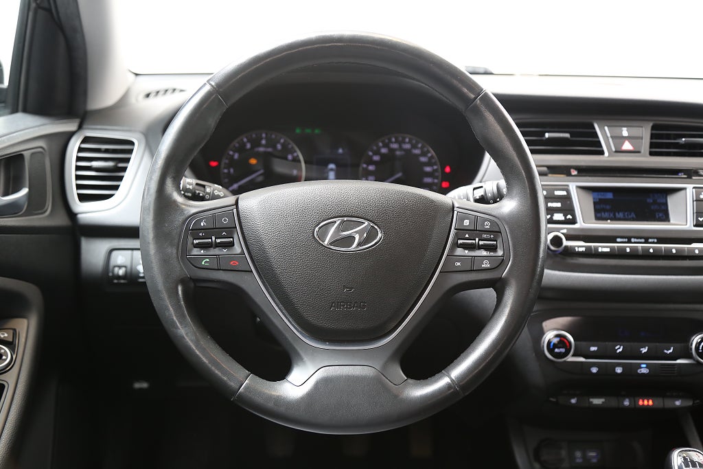 Hyundai i20 1,0 T-GDI blue 120hk Premium Plus Kamera P-sensor 2017