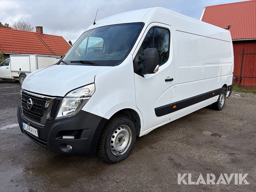 Nissan NV400 