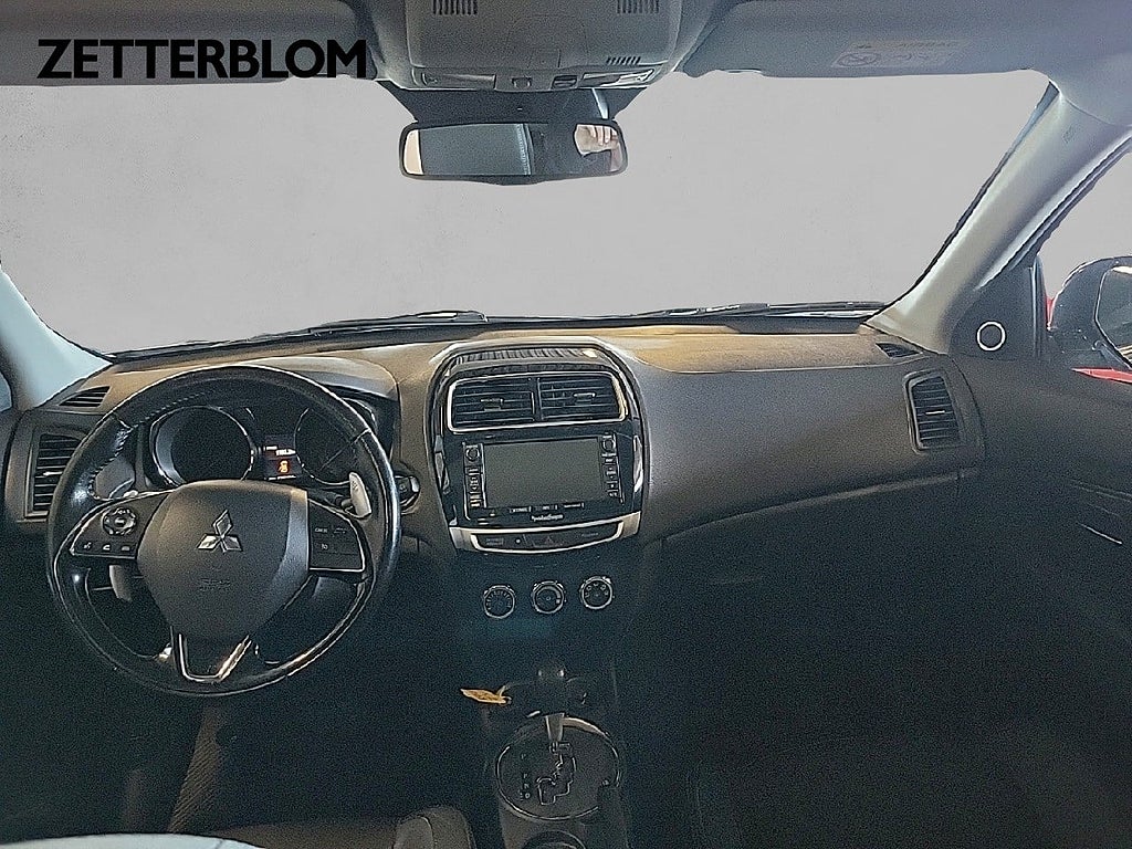 Kombi Mitsubishi ASX 10 av 13