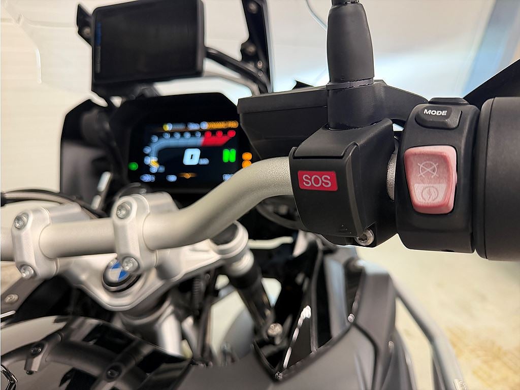 BMW R 1200 GS Comfort, Dynamic, Väskor, Navi, Akrapovic