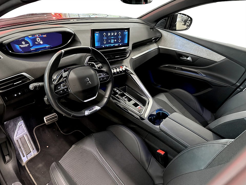 Bild på Peugeot 5008 GT 1.2 PT 130hk Aut 7-SITS B-KAMERA DRAG