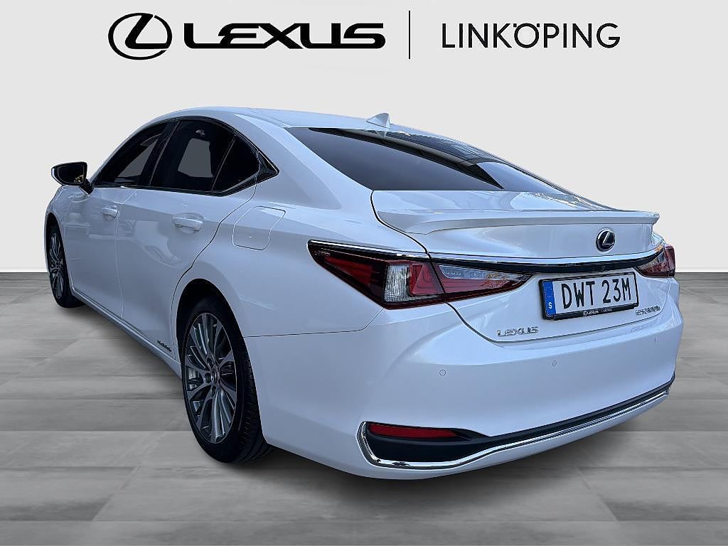 Lexus ES300h 2021 - miniatyr 2