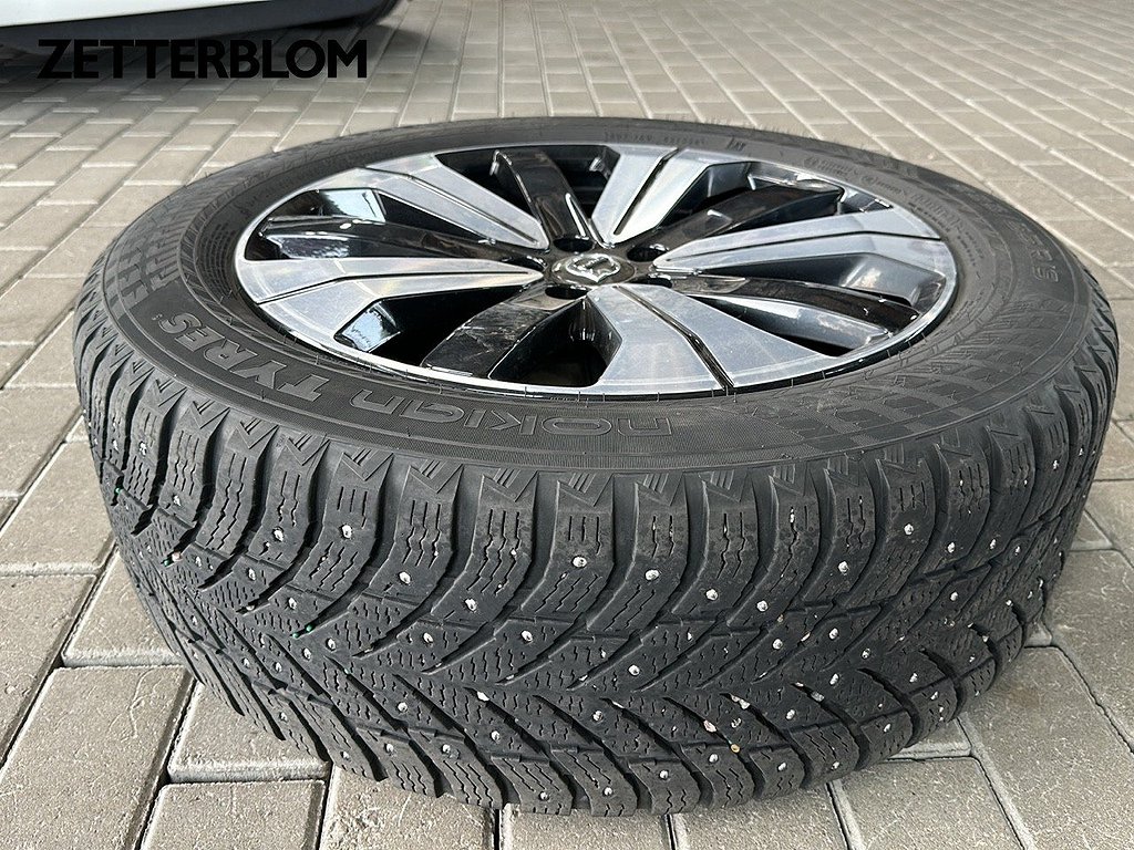 SUV Volvo XC60 17 av 21