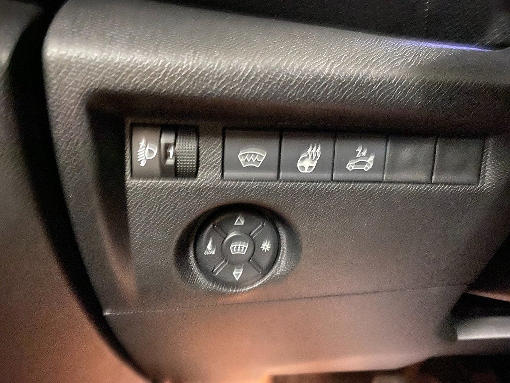 Bild på Citroën C4 X SHINE 1.2 PureTech 130hk AUT Nav/Back/Carplay