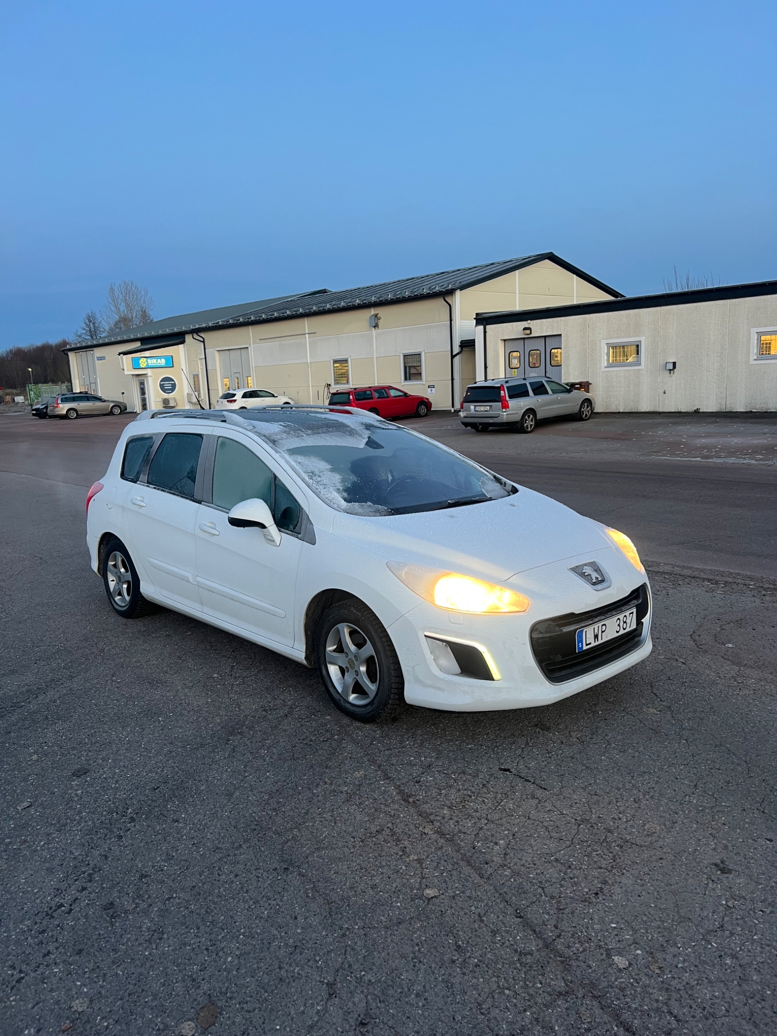 Peugeot 308 2011, bild 3/39