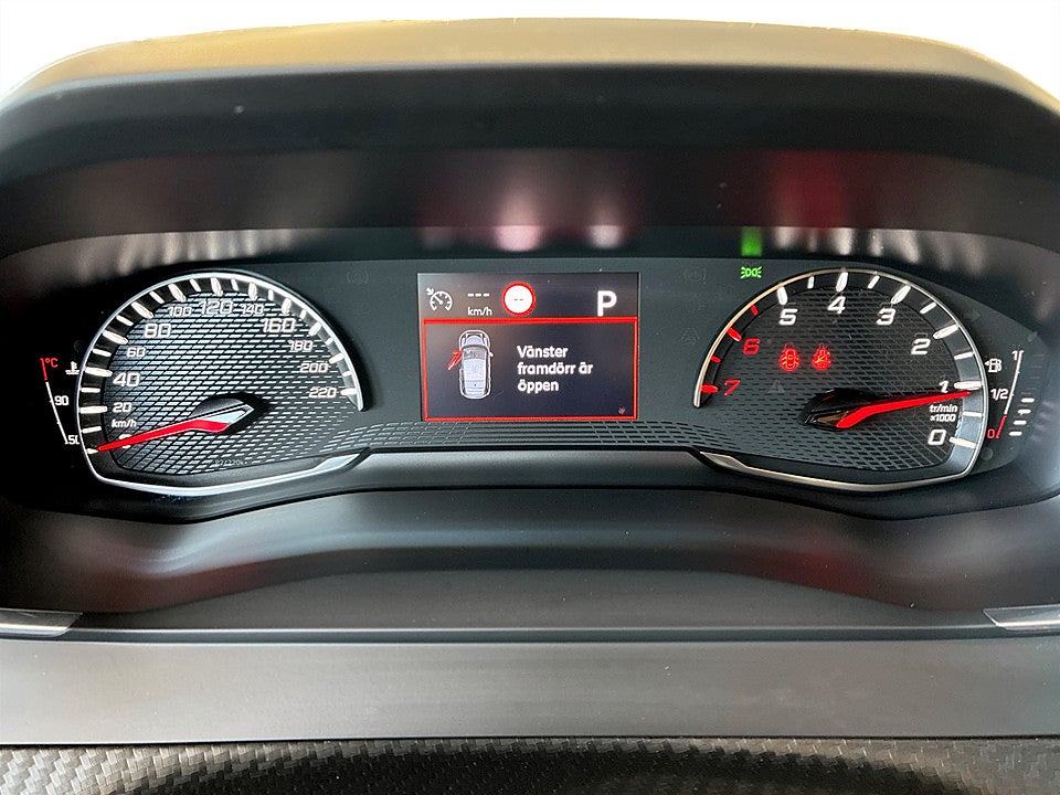 Bild på Peugeot 2008 Active 1.2 PT 130hk Aut CARPLAY BACKSENSORER