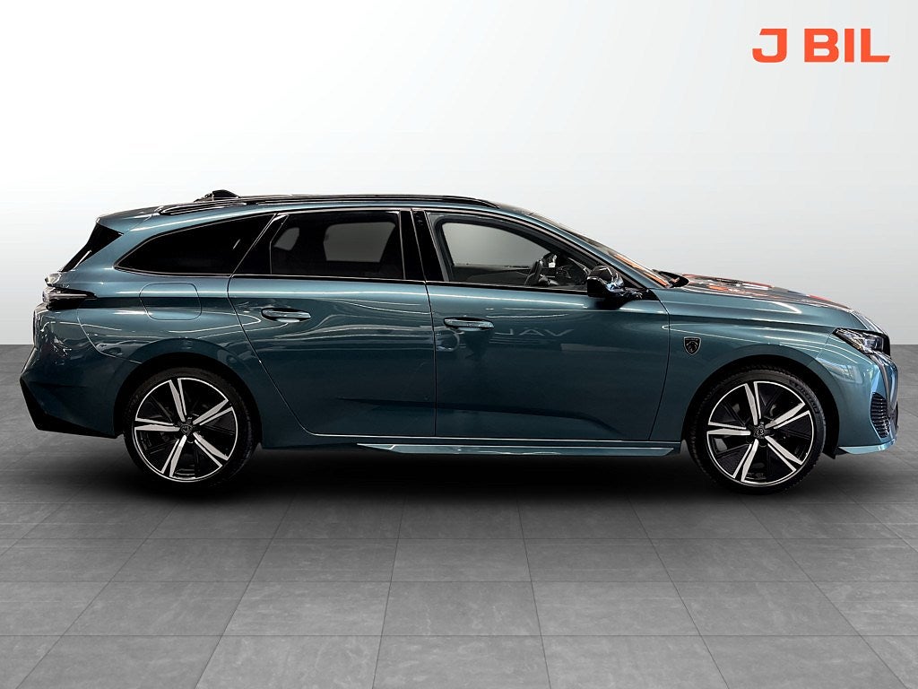 Bild på Peugeot 308 SW GT 1.2 PT 130hk Aut - 360-KAMERA,NAV,CARPLAY