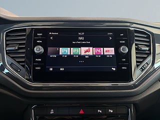 Volkswagen T-Roc 2.0 TSI4Motion GT S&V-hjul/Drag/Skinn/Pvärm/Beats/Pano – bild 11