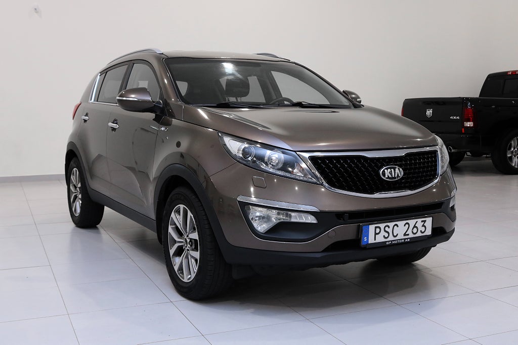 Kia Sportage 2.0 CRDi AWD Comfort / Drag / Värmare / Rattvärme 