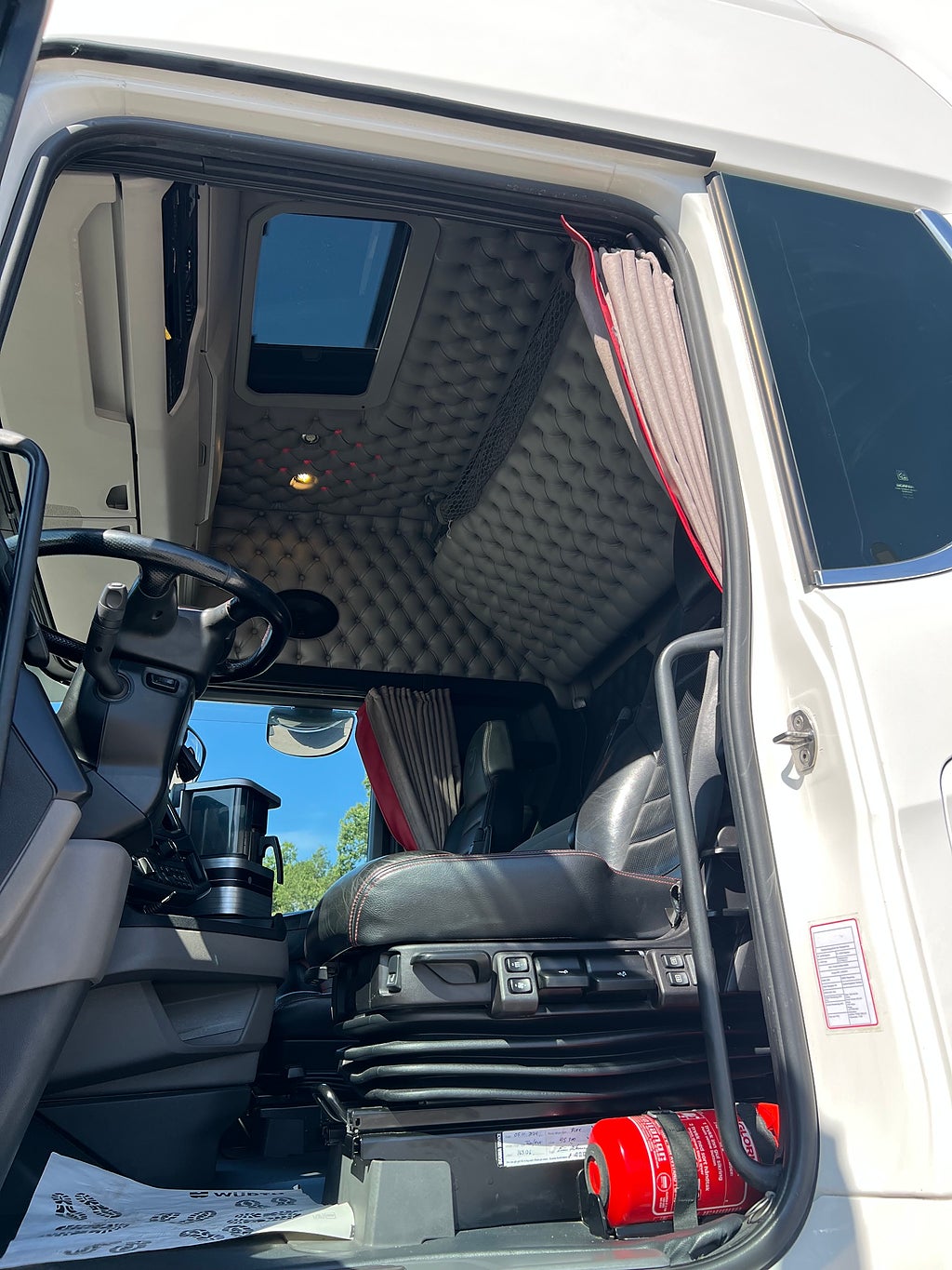 Scania S730 V8 6x2 Dragbil, Hydraulik, Klädd inredning