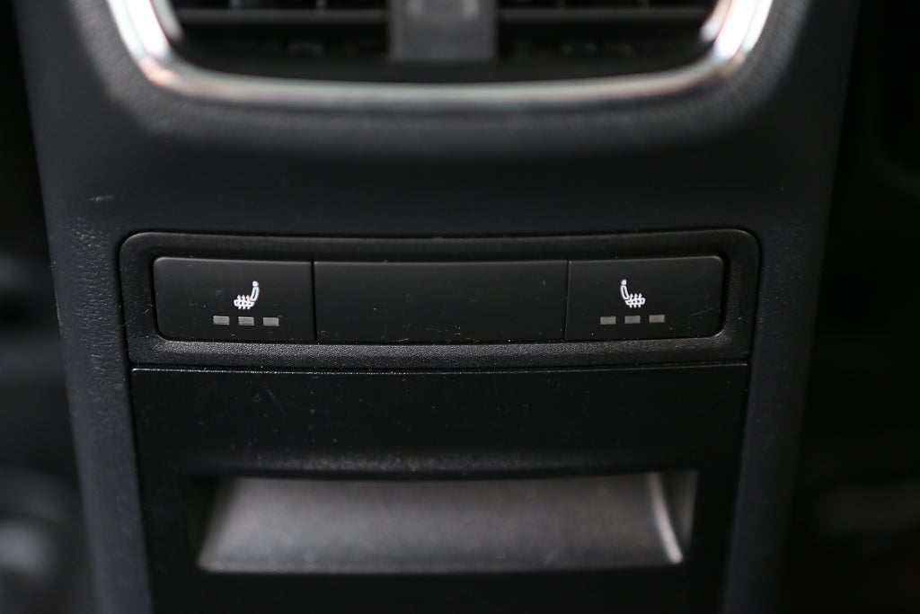 Skoda Octavia 1,2 TSI Elegance Kombi Aut Motorvärmare P-Sensorer