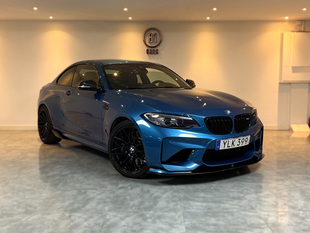BMW M2 DCT 450hk AKRAPOVIC CARBON H/K B-KAMERA GPS 