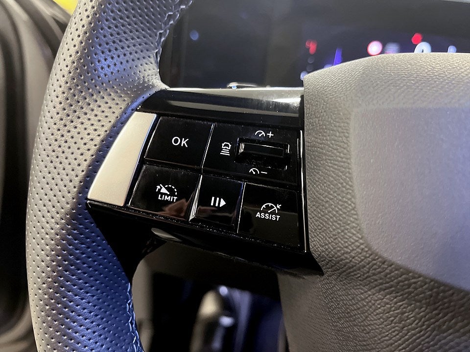 Bild på Opel Astra ST GS 1.2 PT 130hk Aut - B-KAMERA, CARPLAY