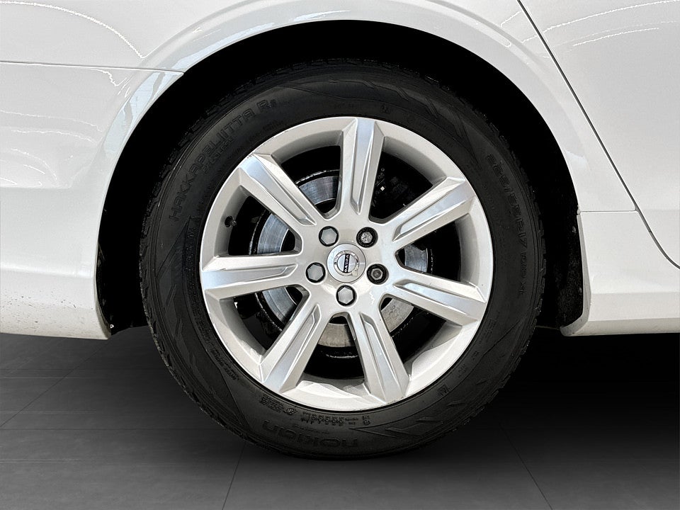 Bild på Volvo V90 Business D3 150hk DRAG BACKSENSORER NAVI