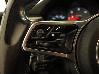 SUV Porsche Macan 15 av 25