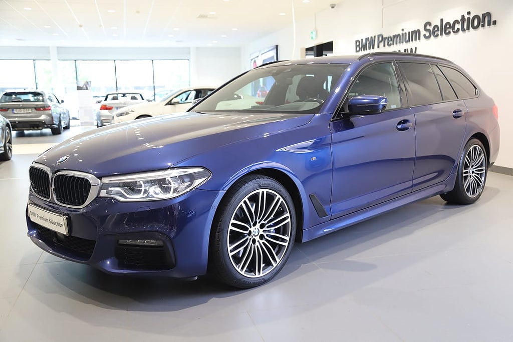 BMW 530 i xDrive Touring M-Sport Innovation / HUD / HK / Pan