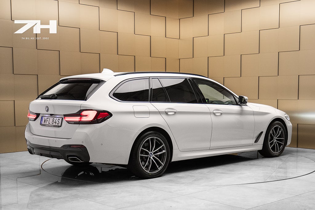 BMW 530e xDrive Touring M Sport Kamera Dragkrok Navi