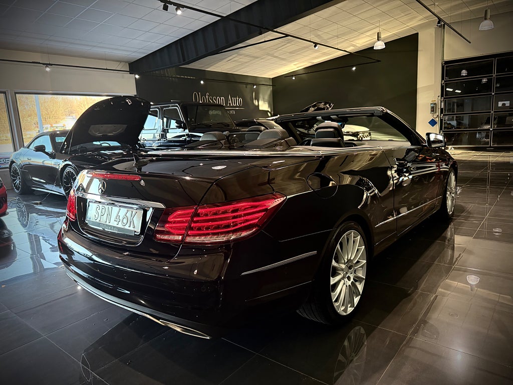 Mercedes-Benz E 220 d Cabriolet Avantgarde AMG fälgar Läder - bild 15