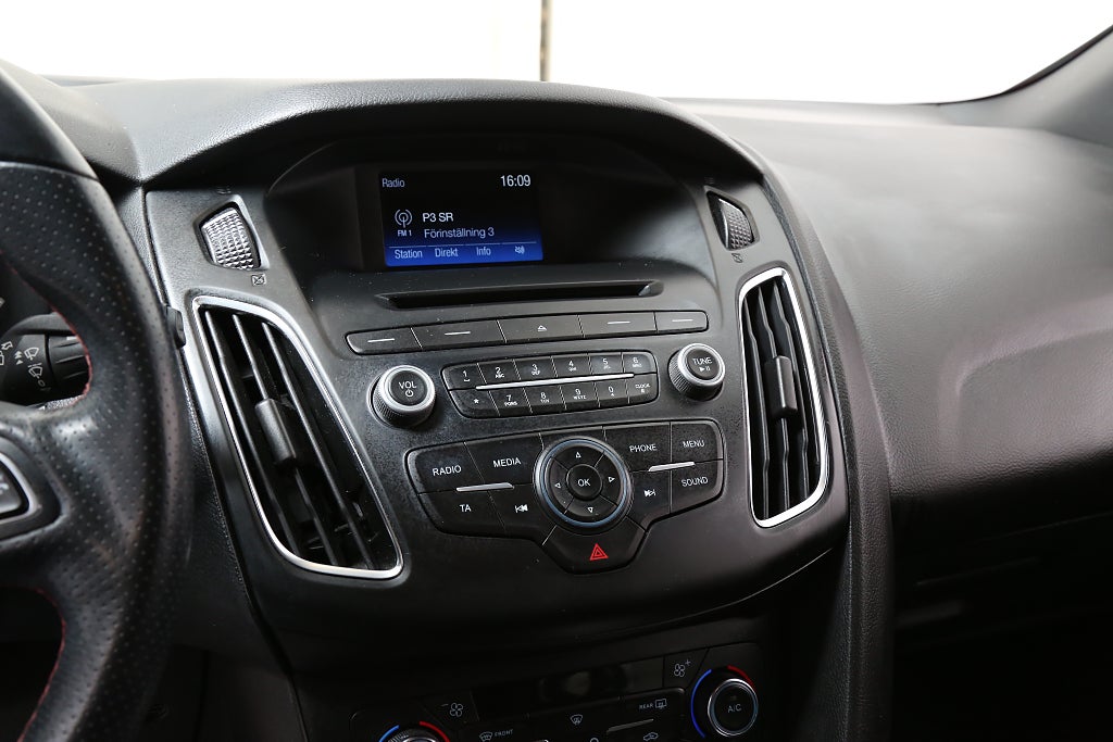 Ford Focus 1,0 EcoBoost ST-Line Kombi Drag Exteriört stylingkit