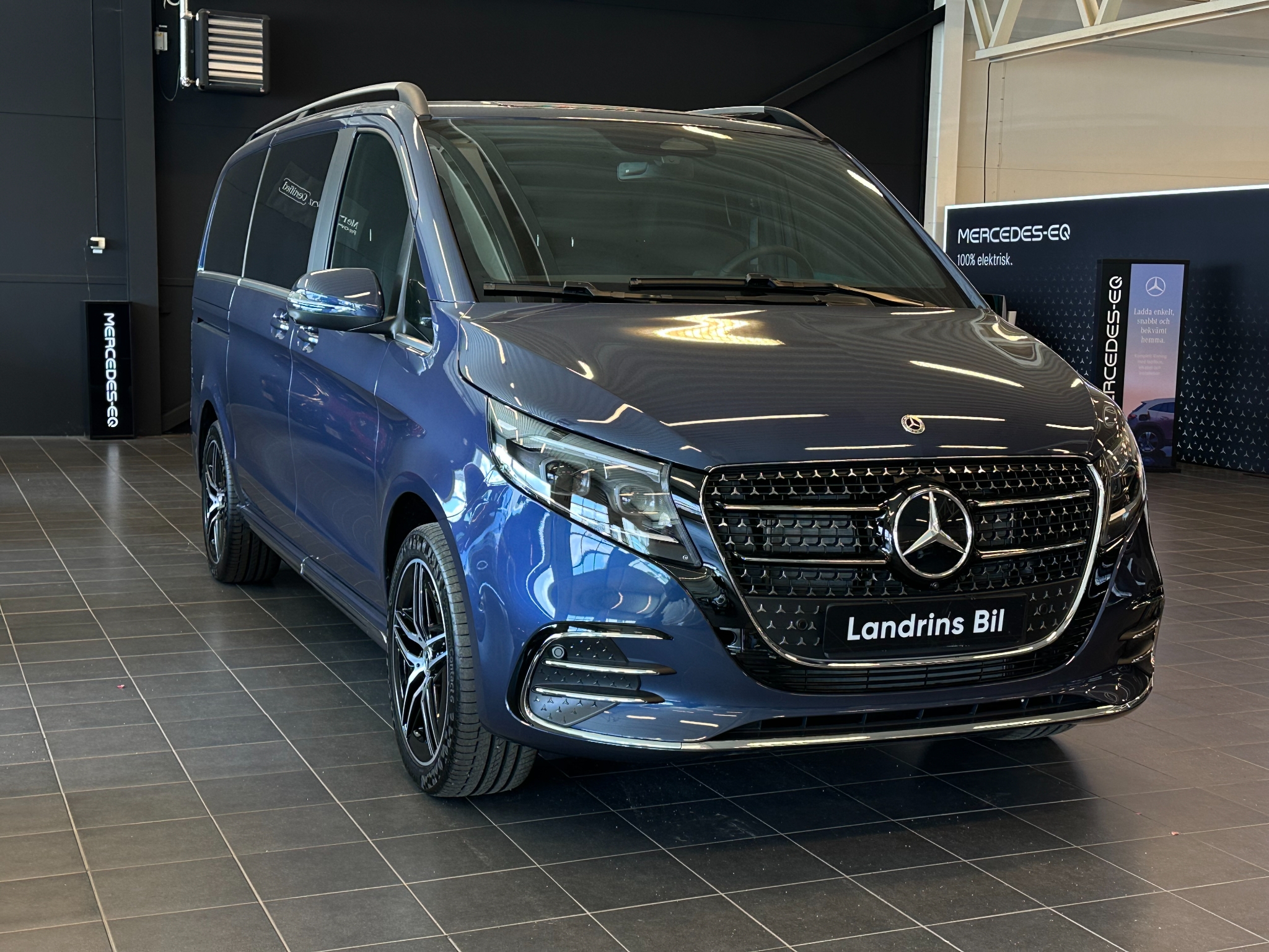 Mercedes-Benz V 2026, bild 3/31