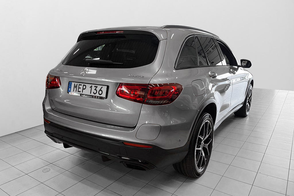 Mercedes-Benz GLC300 de 2022 - miniatyr 5