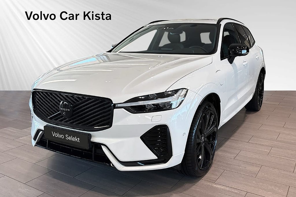 Volvo XC60 T6 Plus Black Nordic Edition Drag Pano H/K 360Kam