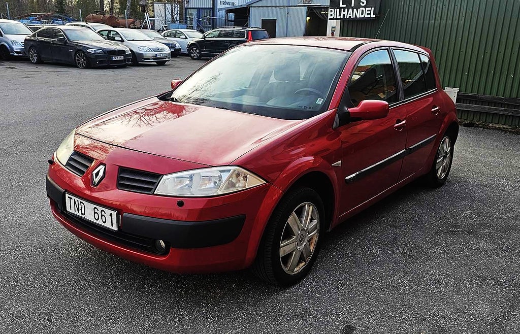 Renault Mégane 5-dörrar 1.4 Euro 4 ny besiktat 