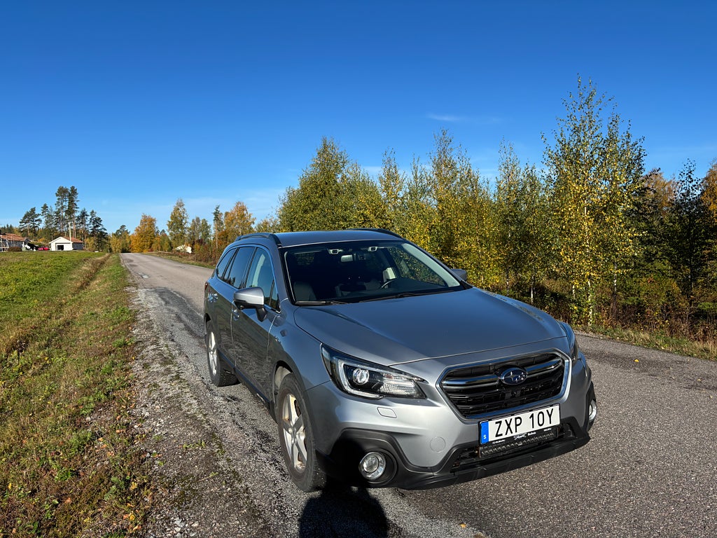 Subaru Outback 2.5 4WD Lineartronic Euro 6