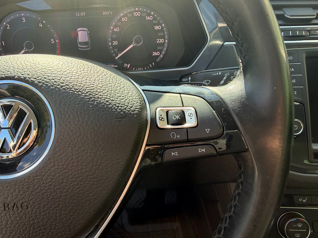 Volkswagen Tiguan 2.0 TDI DPF SCR BMT 4Motion GT / 12 MÅNADERS GARANTI