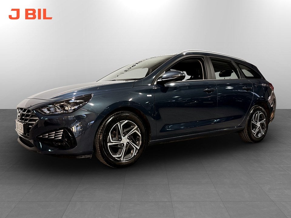 Hyundai i30 Kombi Essential 1.0 T-GDI 120hk Aut - B-KAMERA, EN ÄGARE