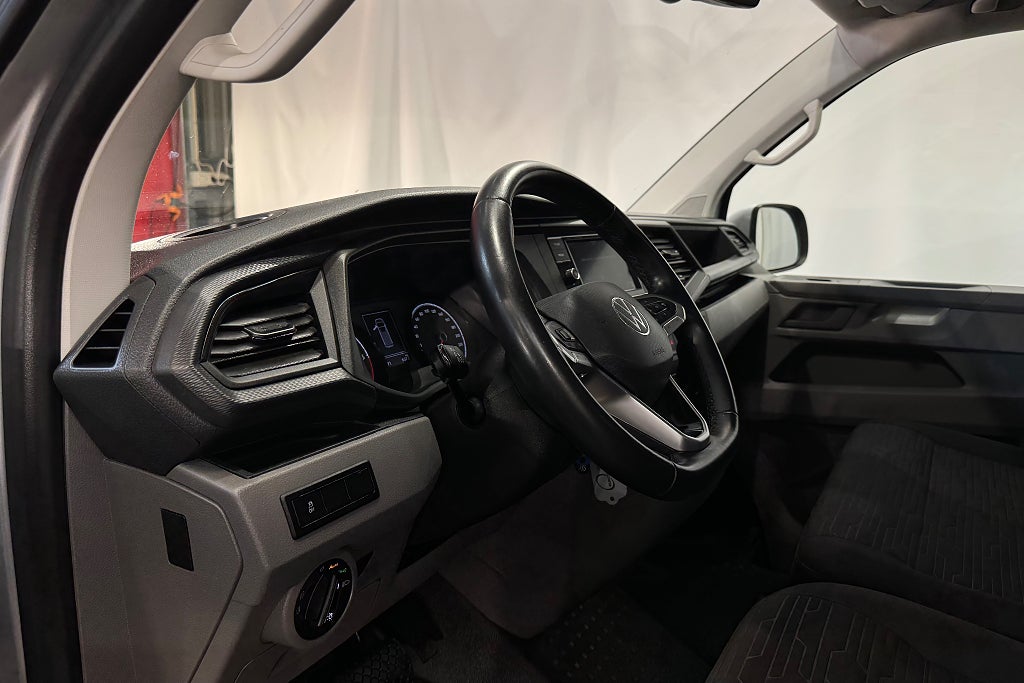 Volkswagen Caravelle 2.0 TDI SCR DSG sekvensiell, 7-trinn, 150ps, 2023