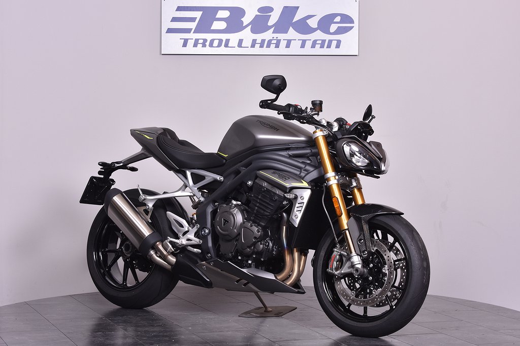 Triumph SPEED TRIPLE 1200 RS / TOPPSKICK!