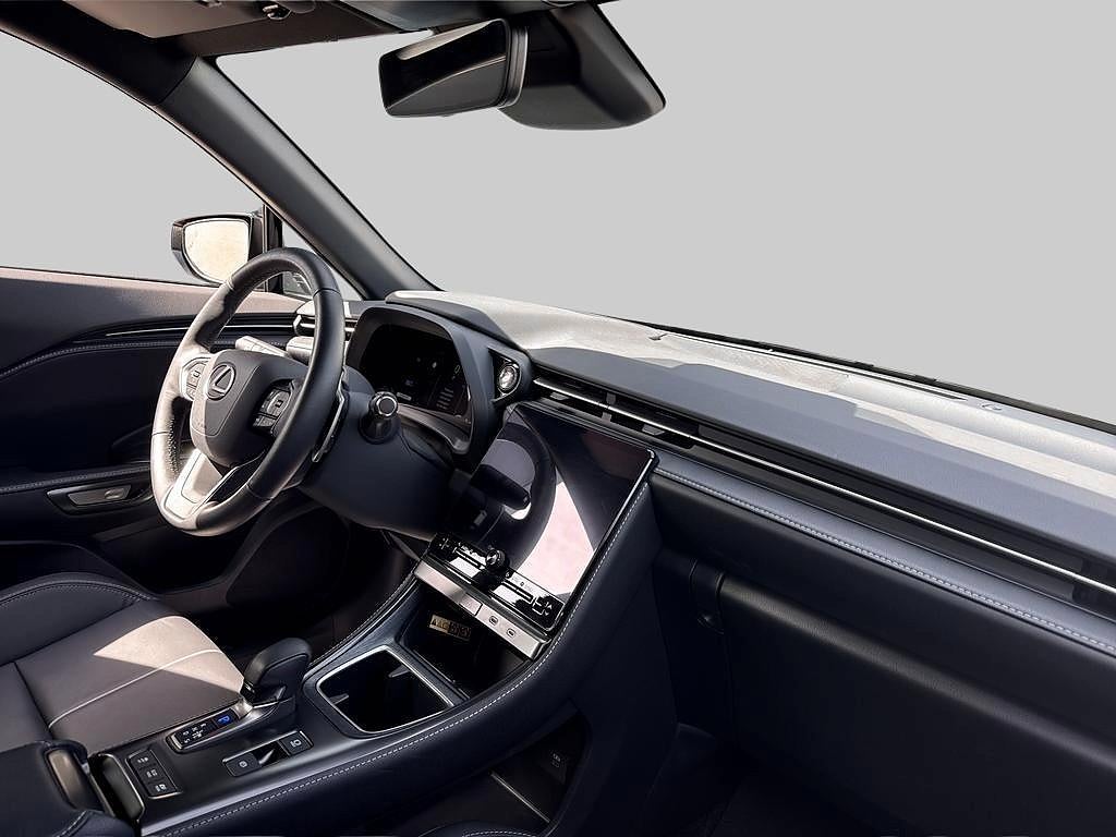 Lexus LBX 2024 - miniatyr 6