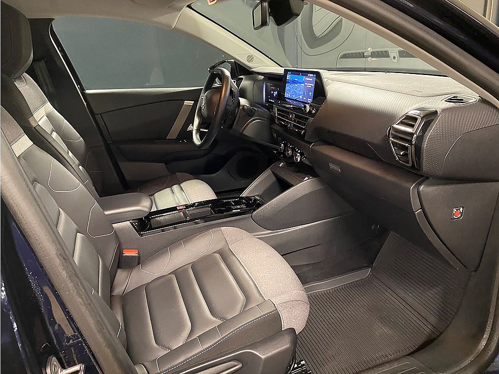 Bild på Citroën C4 Shine 1.2 PT 130hk Aut - 360-KAMERA