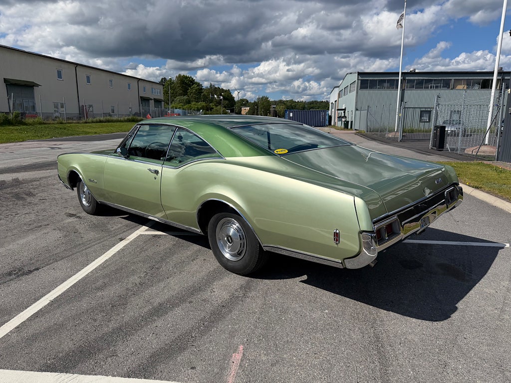 Oldsmobile Delmont 88 Holiday Coupé 7.5 V8 0kr insats 2182kr/mån