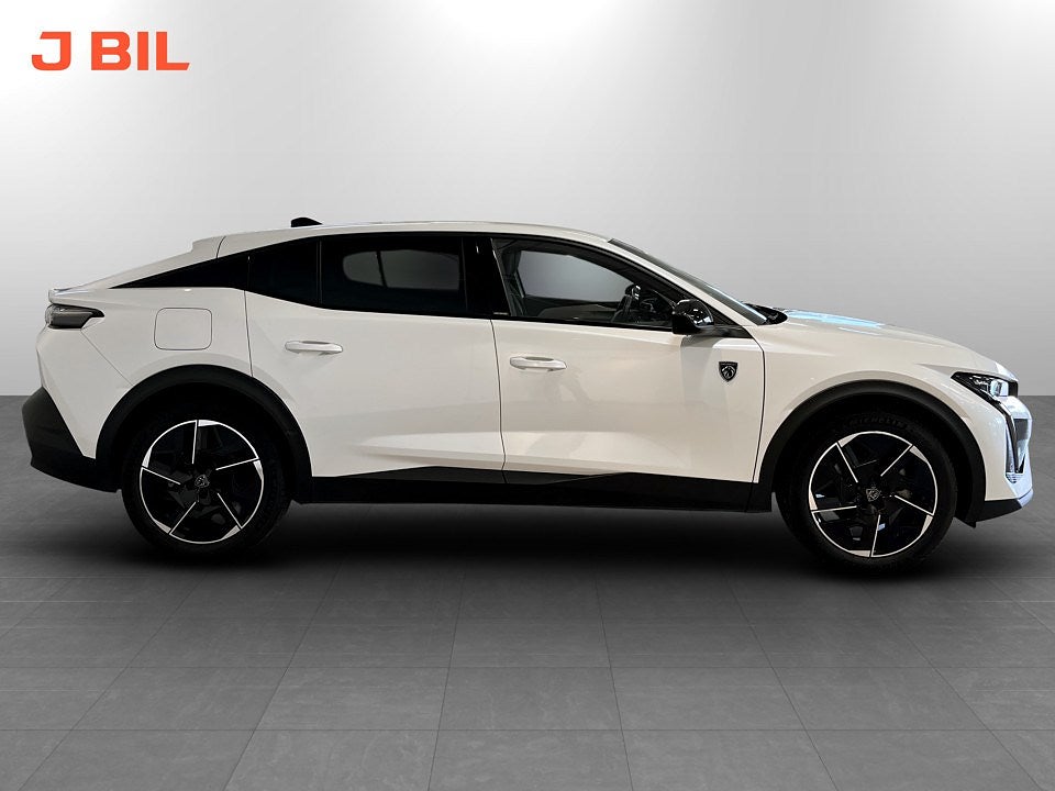 Bild på Peugeot 408 GT PHEV 225hk Aut - B-KAMERA, CARPLAY