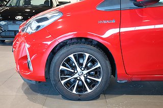 Halvkombi Toyota Yaris 7 av 20