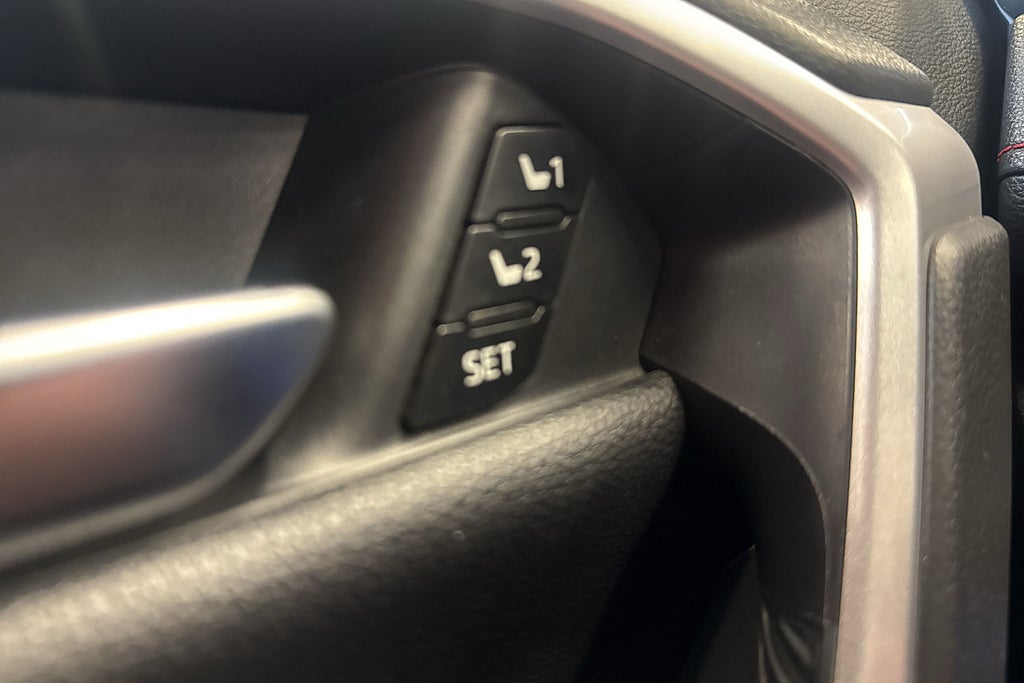 Toyota RAV4 2021